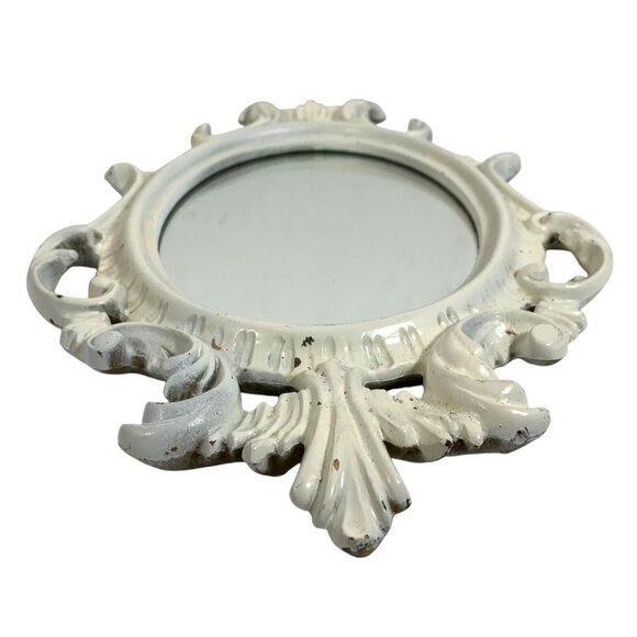 Vintage Ornate Oval Wall Mirror With Off-white Frame Mid Century Made In USA - Picture 4 of 9